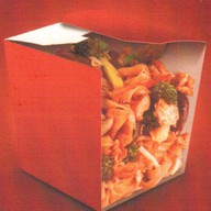 Рисовая лапша с курицей Фото