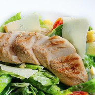 Цезарь с куриной грудкой Фото