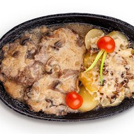 Медальоны из говядины Фото