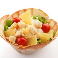 Цезарь с курицей (европейский) Фото