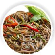 Гречневая лапша с овощами Фото