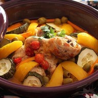 Тажин с курицей и кабачками Фото