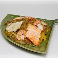 Соба с морепродуктами Фото