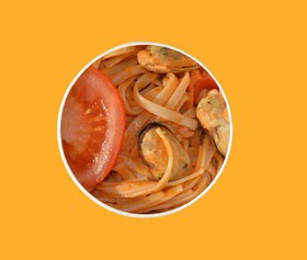Лапша том ям с морепродуктами - Фото