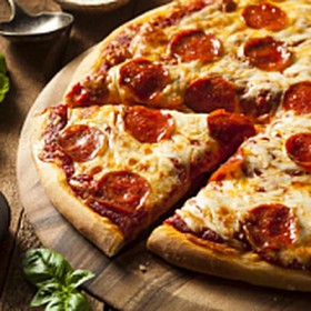 Пицца пепперони - Фото