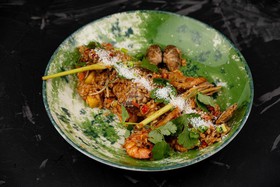 Рис с вонголе и морепродуктами в соусе - Фото