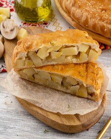 Пирог картофель,грибы сметанно-дрожжевой - Фото