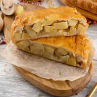 Пирог картофель,грибы сметанно-дрожжевой Фото