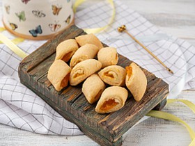 Печенье с абрикосовой начинкой - Фото