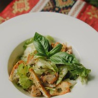 Салат с ароматным судаком Фото