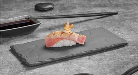 Опаленные суши с тунцом - Фото