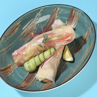 Рулетики из рисовой бумаги с овощами Фото