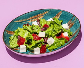 Салат с арбузом, фетой,оливками каламата - Фото