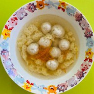 Супчик с домашней лапшой и фрикадельками Фото