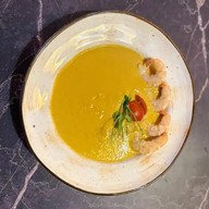 Крем-суп с креветками Фото