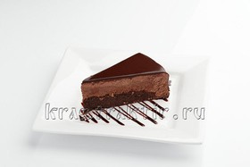 Торт шоколадный с хрустящим пралине - Фото
