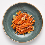 Морковь с приправами Фото