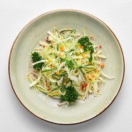 Салат из свежей капусты с огурцом Фото