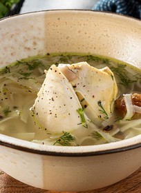 Куриный суп с лапшой - Фото