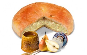 Пирог с грушей, медом и сыром маскарпоне - Фото