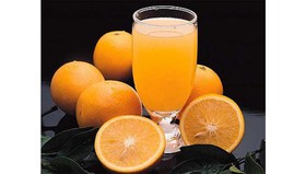 Свежевыжатый сок апельсиновый - Фото