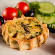 Перепечки с курицей и грибами Фото