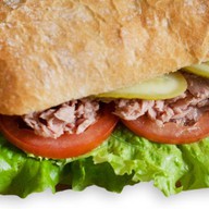 Сэндвич с тунцом пшеничный хлеб постный Фото