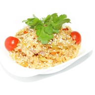 Wok рис с овощами и креветками Фото