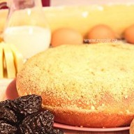 Пирог с орехом и черносливом Фото