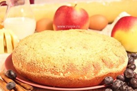 Пирог с яблоком и черникой - Фото