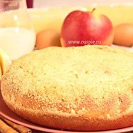 Пирог с яблоком Фото