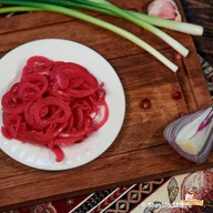 Лук маринованный Фото