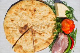 Осетинский пирог с индейкой и сыром - Фото