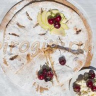 Осетинский пирог с яблоками и вишней Фото