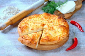 Осетинский пирог с сыром и шпинатом - Фото