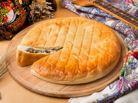 Осетинский пирог с говядиной,картофелем - Фото