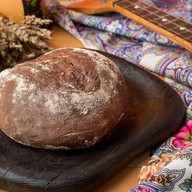 Горячий хлеб солодовый Фото