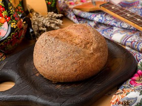 Горячий хлеб отрубной пшеничный - Фото