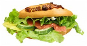 Сэндвич с сёмгой и омлетом - Фото