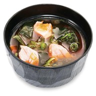 Мисо-суп с лапшой удон и лососем Фото