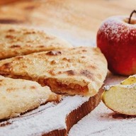 Осетинский пирог с яблоком Фото