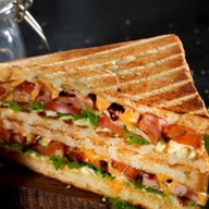 Сэндвич тостовый Клаб Фото
