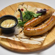 Колбаски из куриного бедра Фото