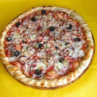 Пицца Солянка Фото