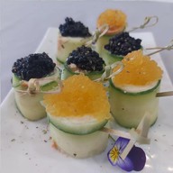 Роллы с икрой палтуса и щуки Фото