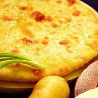 Осетинский пирог с картофелем картофджин Фото