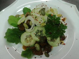 Тайский острый салат - Фото