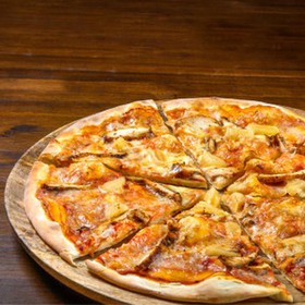 Курица-ананас пицца - Фото