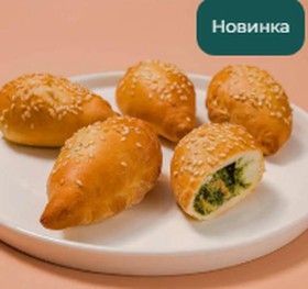 Коробочка пирожков с сёмгой и рисом - Фото