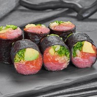 Сашими ролл с тунцом и лососем Фото